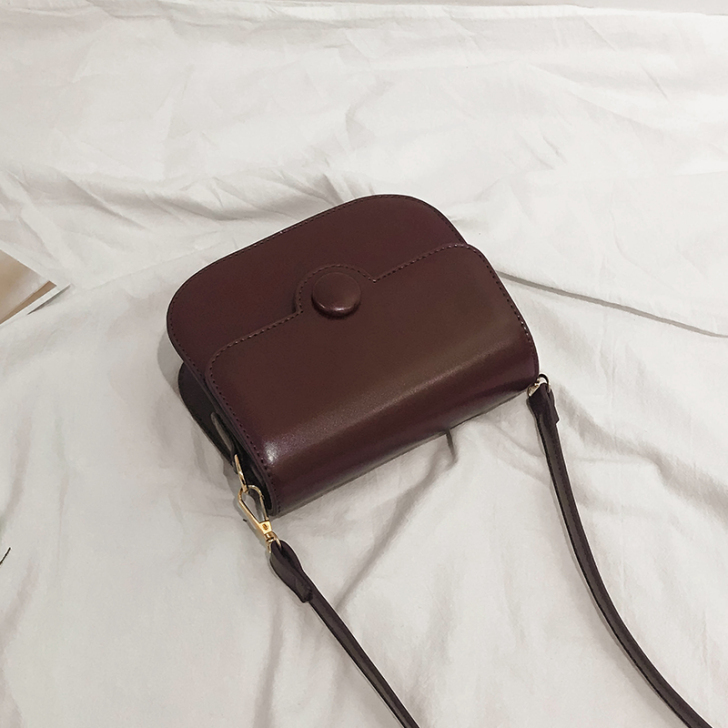 斜挎包 基本全新 百搭女包 与另一款包一起...