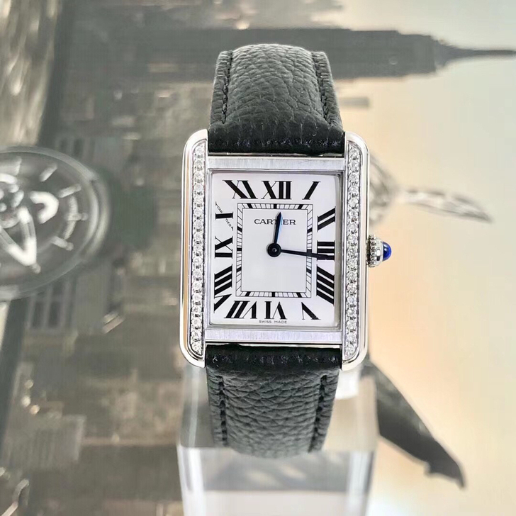 卡地亚坦克系列石英女士腕表，小号，w520...