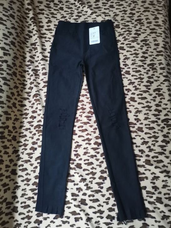 松紧带破洞毛边修身小脚裤全新带吊牌