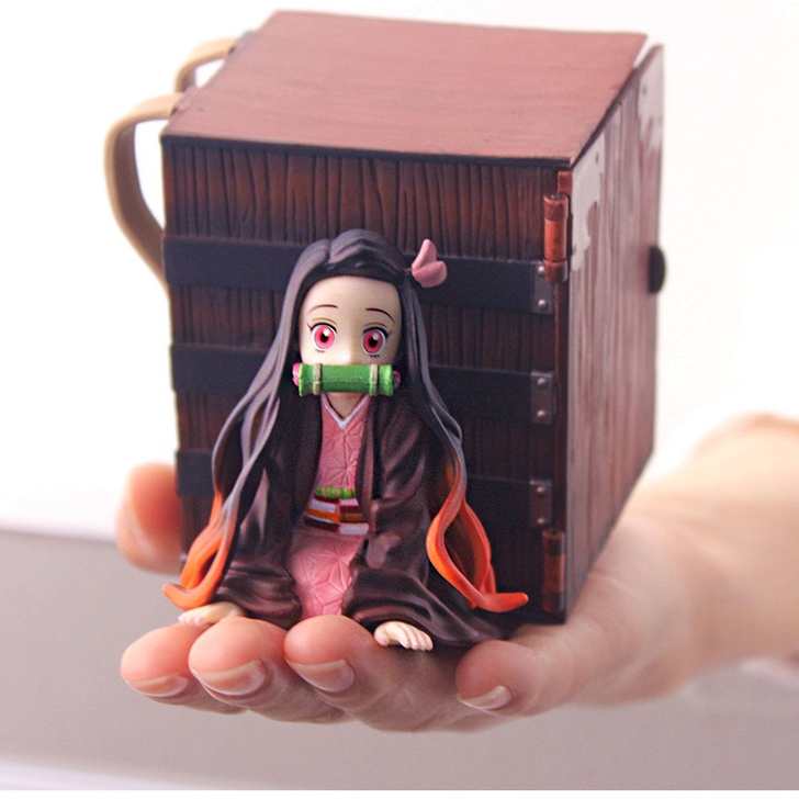 亏本清货！祢豆子鬼灭之刃手办箱子限量机箱车...