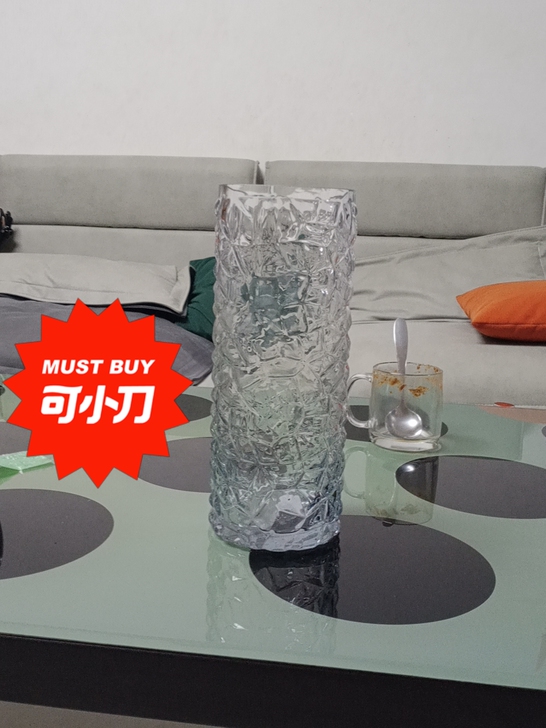 几年的花瓶来，谁要。。玻璃很厚，