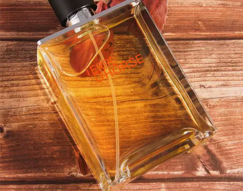 大地男士香水持久淡香男人味木质香调中性古