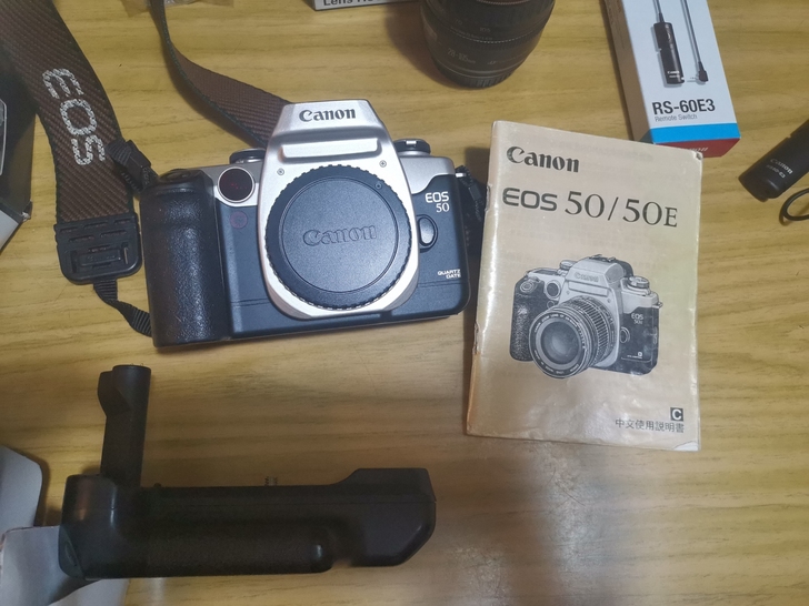 佳能eos50机身，98新以上，金属机身，...