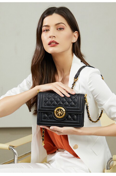 代购名牌洋气小包包女2021新款真皮菱格链...