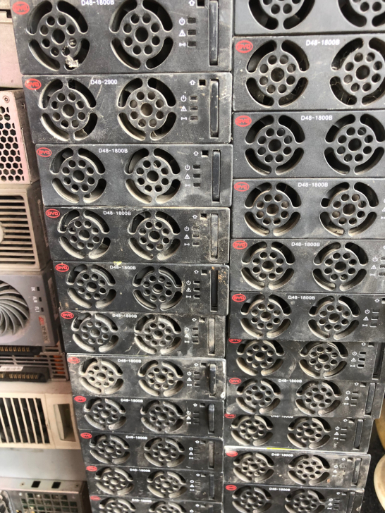 比亚迪交转直电源D48-1800B