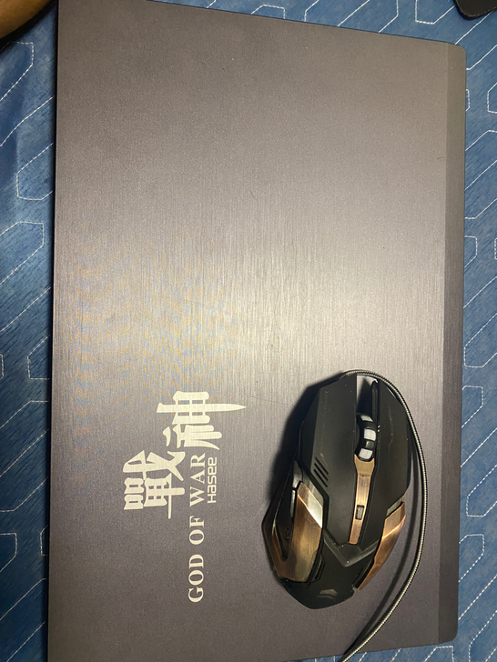 神舟战神i5,功能全好正常使用。