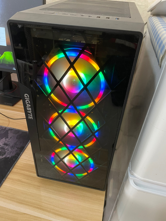 台式游戏主机，i710700k主机