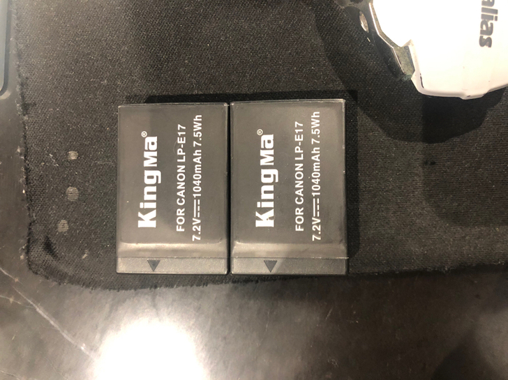 相机已出，佳能eos rp电池。一块拍差不...