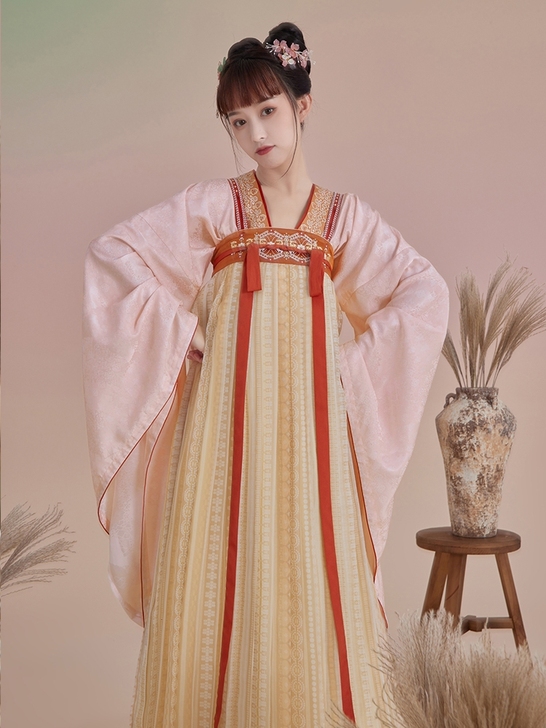 七月夕 粉黛 原创早秋新款南北朝窄臂大袖襦...