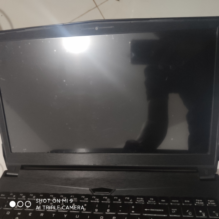 神舟战神zx7游戏本，一直贴膜使用，现在用...