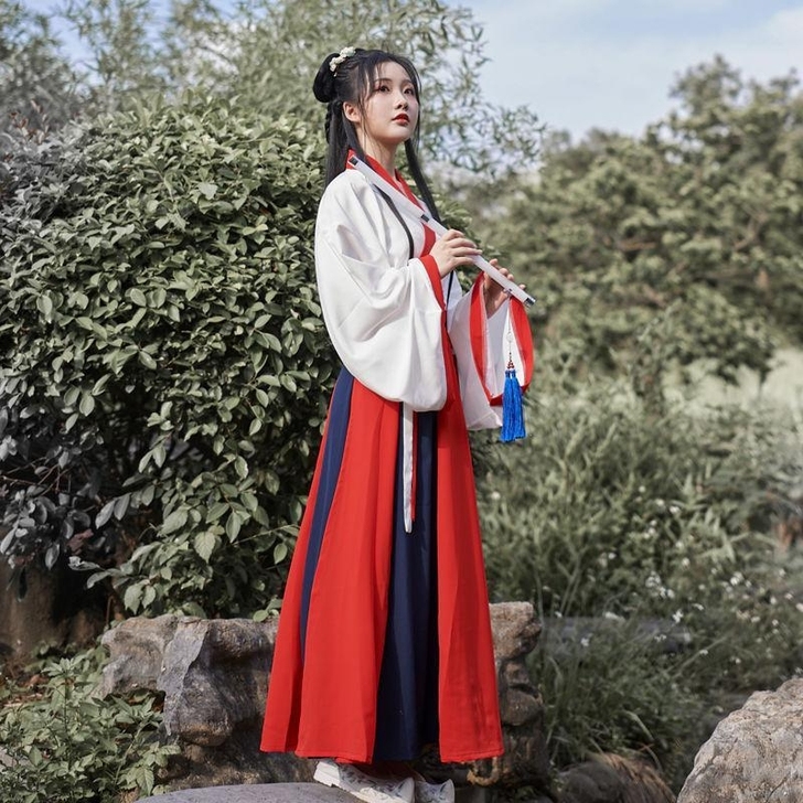 汉服  前四张图是实拍＋模特图