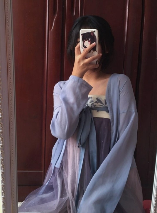 pdd出社原创汉服家的白菜汉服云墨