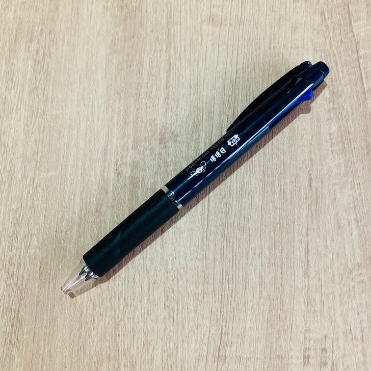 hobonichi特典笔 三色圆珠笔