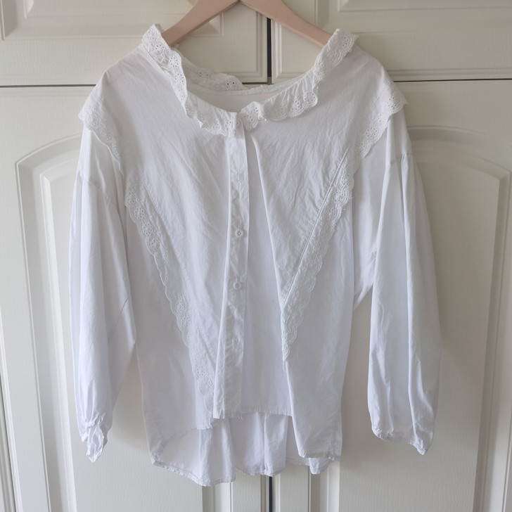 花边衬衫 110斤以内可