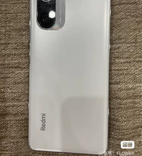 红米k40pro5g,使用保护的很好,没有...