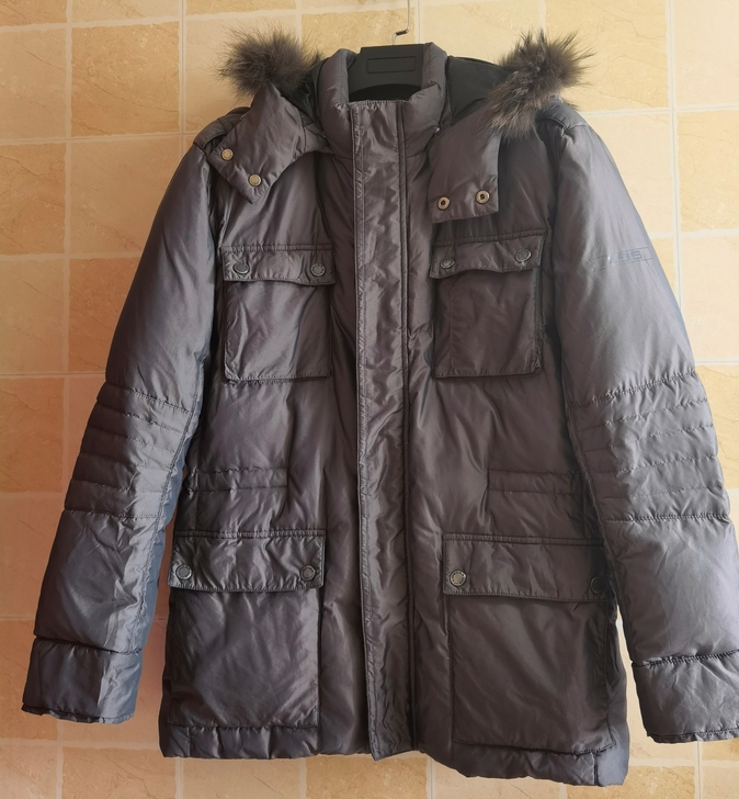 浪比时男士羽绒服，175/96B，能穿到1...