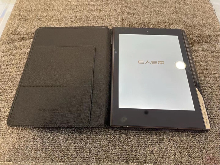 E人E本 T9  32G  有原装壳，成色...