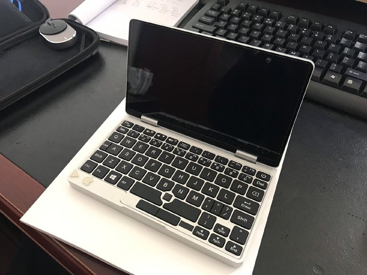 壹号本1s i7 7y75处理器 8+25...