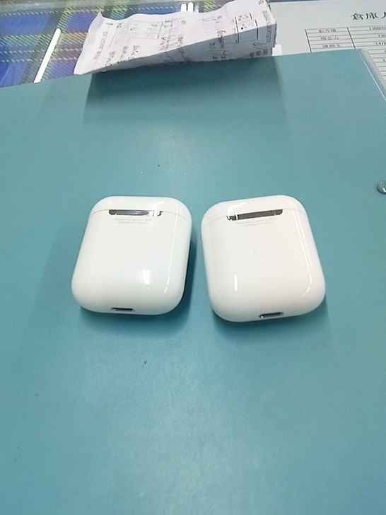 新进一批蓝牙耳机,全新没有外包装,音质不错...
