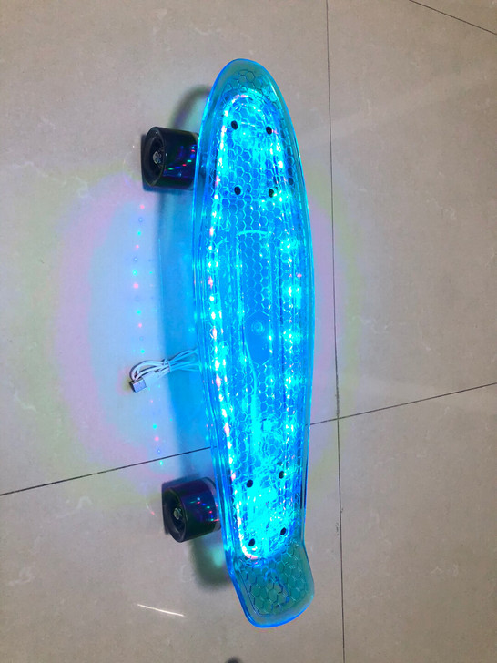 全新小鱼板,滑板,刷街滑板,夜光滑板,小孩...