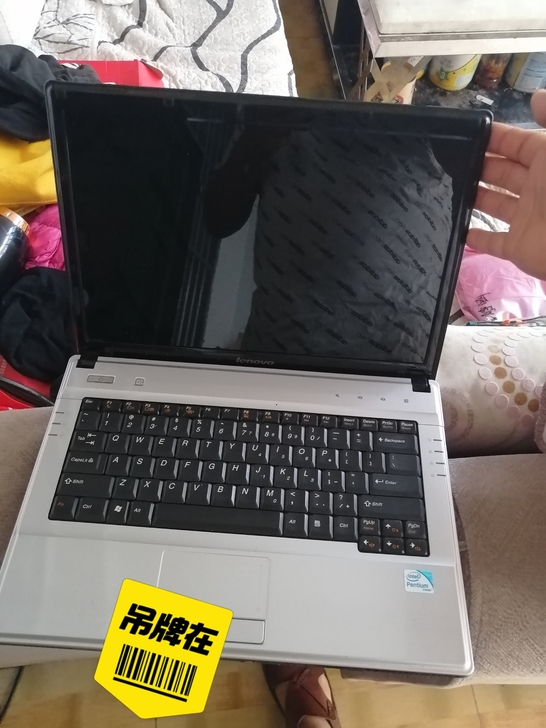 99成新   联想笔记本电脑，寿光，400元