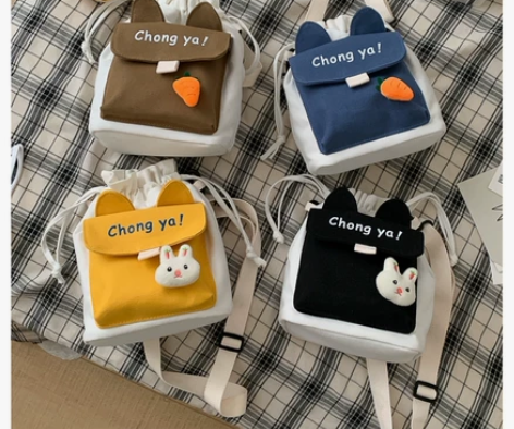 【今日上新】一款可可爱爱冲鸭~“牌”小包包...