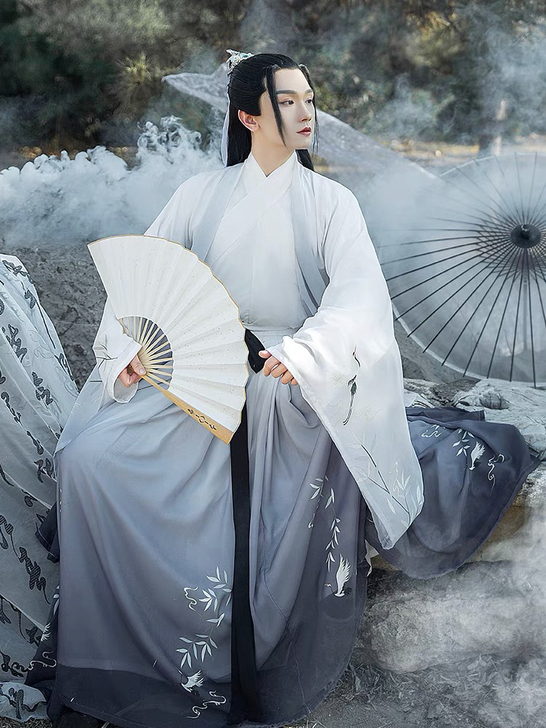 洛苓旗舰店汉服