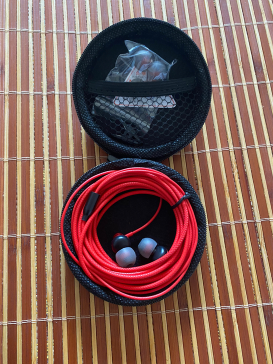 纽曼有线直播唱歌监听耳机，全新，二手产品不...