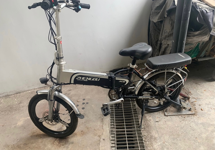 2020年6月购入，只用了半年。因不方便带...