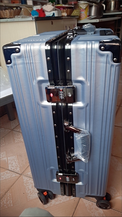 包邮结实26寸大容量铝框拉杆箱异型框男学生...