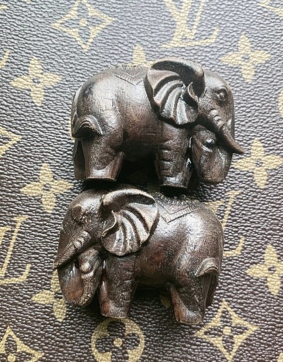 木雕 大象 一对 富贵手宠摆件