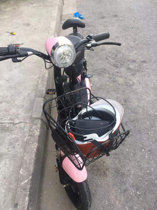 本人小电动车如图所示