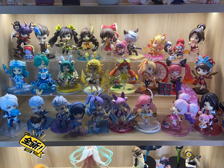 出王者荣耀手办，出的都是全新未拆的，退一部...