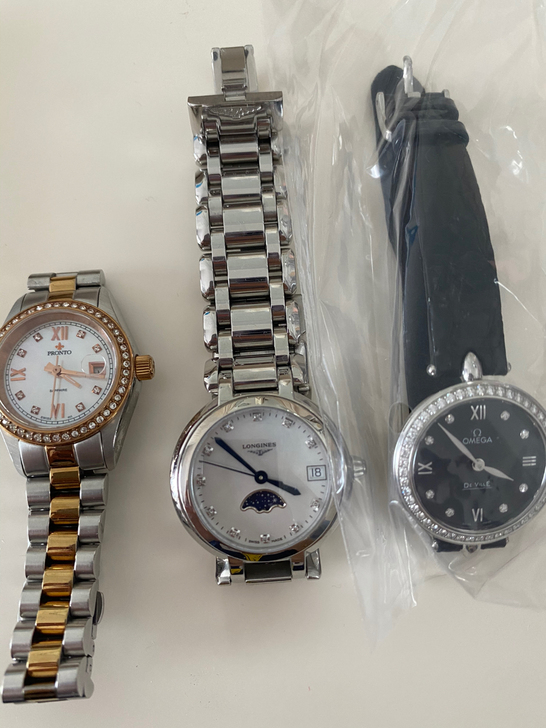 出图二百浪多手表，贝母表盘，以前很喜欢这个...