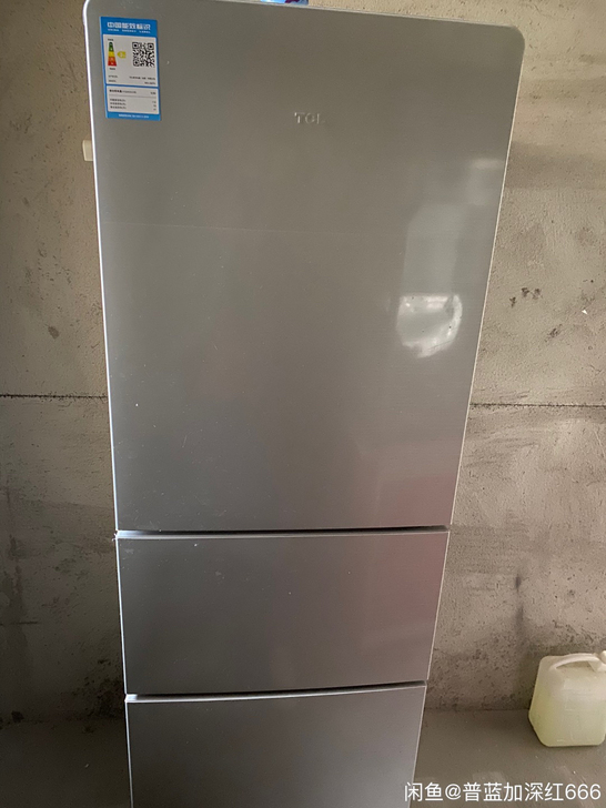 TCL三开门冰箱 只用了一个月