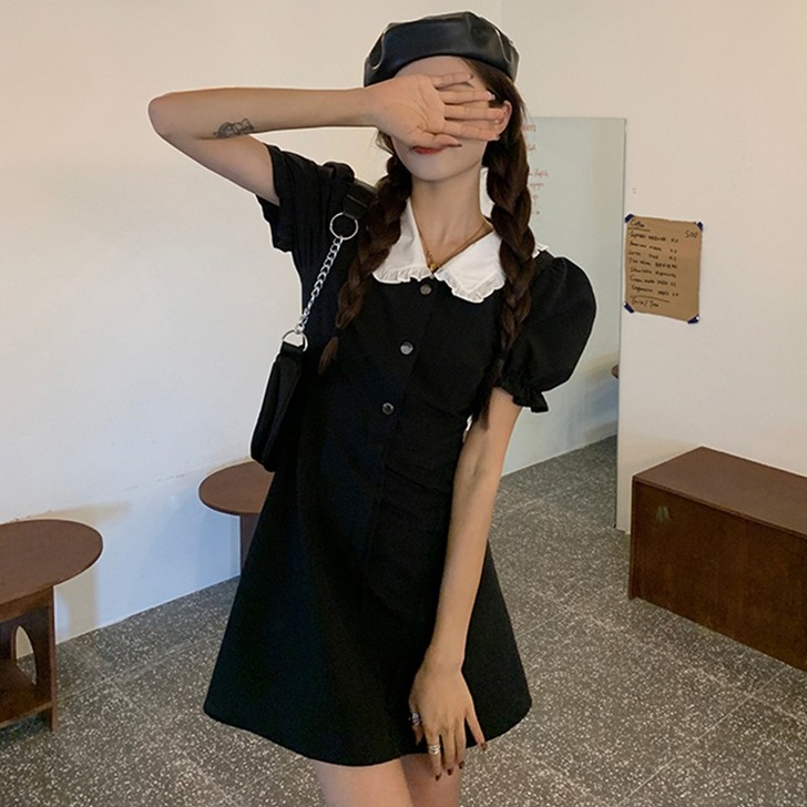 赫本风小黑裙子2021夏季新款法式气质娃娃...