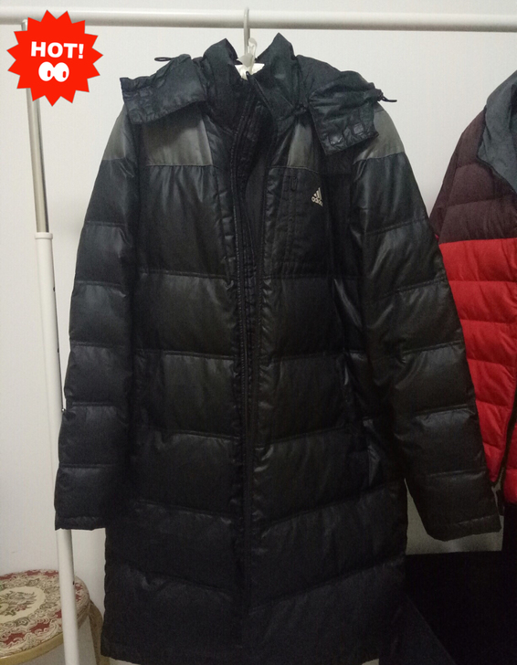 阿迪达斯男士长款羽绒服，L码180，9成新...