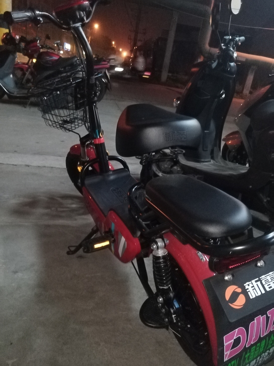 全新 三个月小电瓶车,急售850.需要电话...