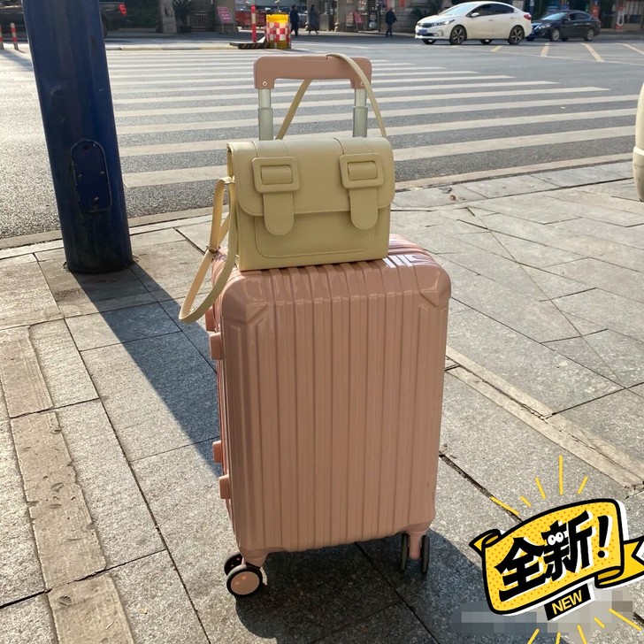 【行李箱出售】实体店不干了，剩余五个行李箱...