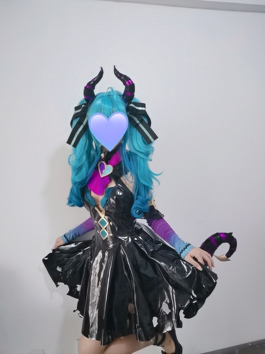 火花动漫初音未来cos服初音小恶魔miku...