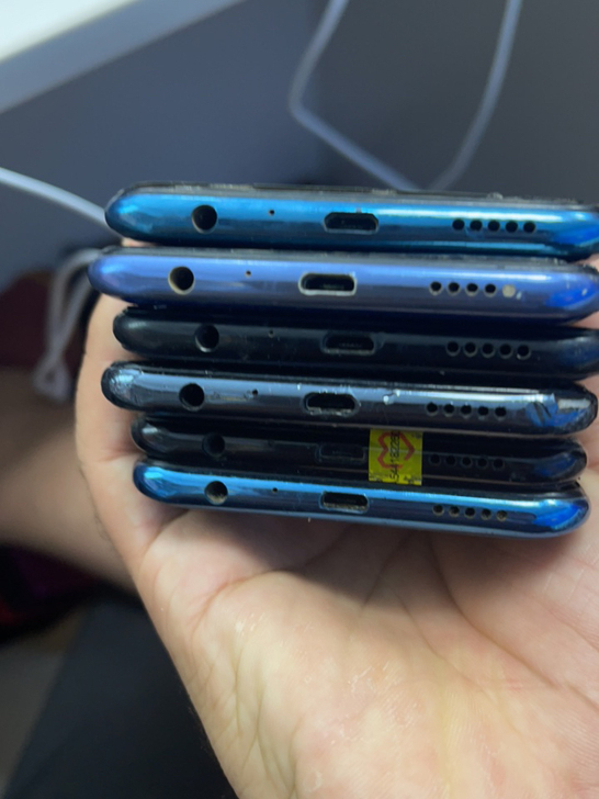 华为畅享9p 4128g内爆无锁，测好。