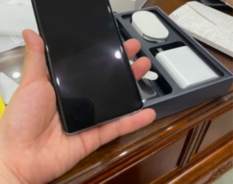 vivoS15 Pro拍照智能天玑8100...