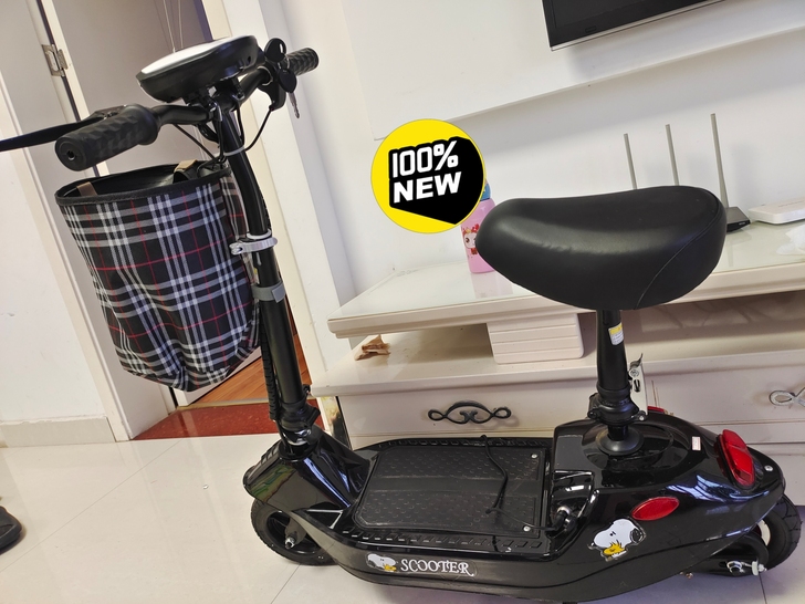 小型电动车可折叠放后备箱