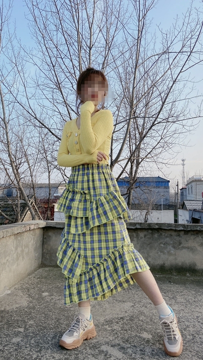 半身裙，全新，无吊牌，不介意的点