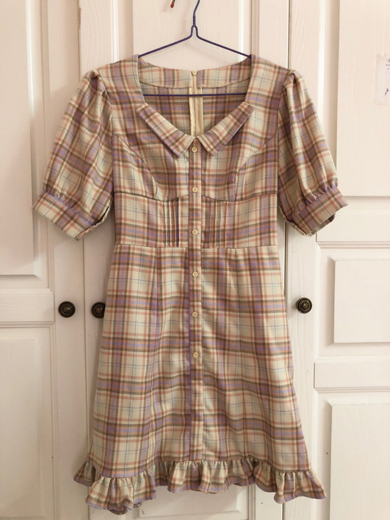 网红家原版娃娃领格子连衣裙