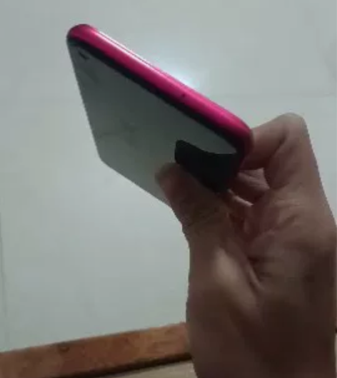 荣耀play3，4+128G，红色外表，功...