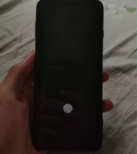 黑鲨3S  最近缺钱了，不想打游戏了。打算...