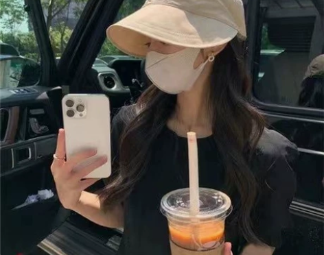 【明星同款19.9包邮】赵露思同款遮阳帽子...