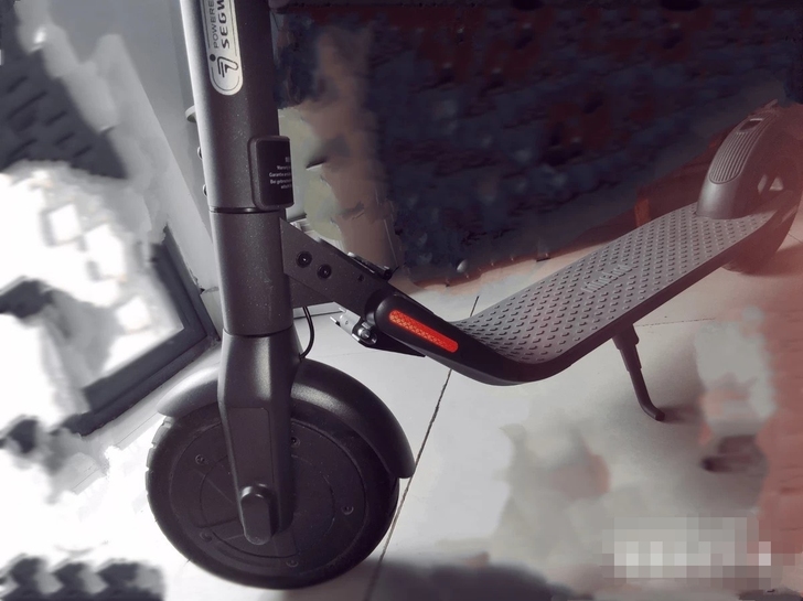 Ninebot九号电动滑板车成年便携可折叠...