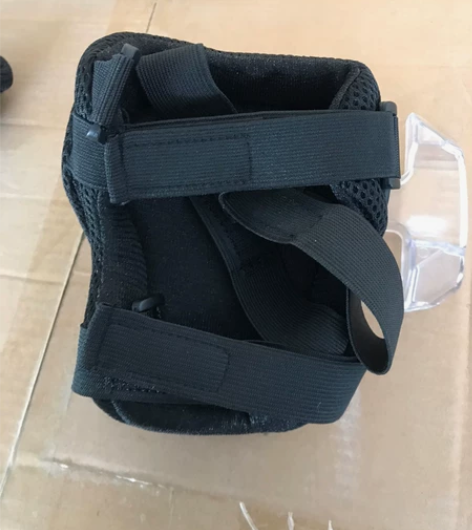 轮滑牛头护具旱冰溜冰鞋防摔护手掌护膝护肘儿...